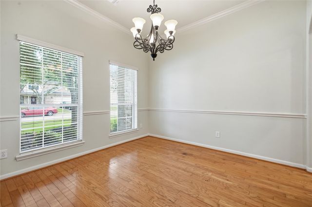 12811 Flat Creek Drive, Pearland, TX 77584