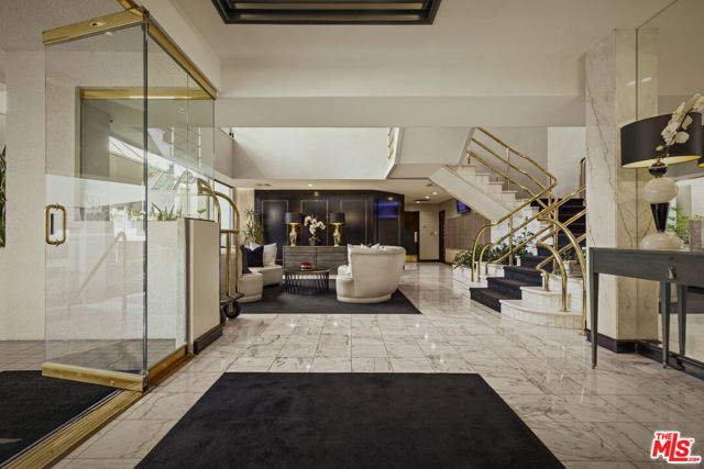 1131 Alta Loma Road 528, West Hollywood, CA 90069