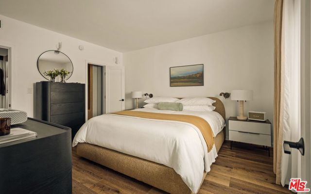 1131 Alta Loma Road 528, West Hollywood, CA 90069