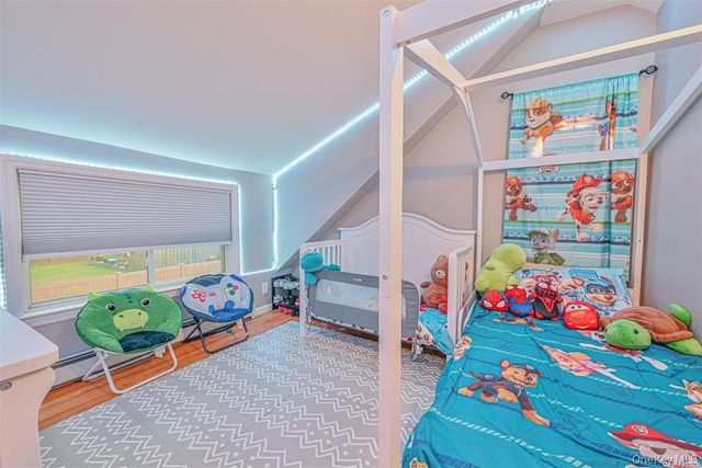 45 Jervis Avenue, Copiague, NY 11726