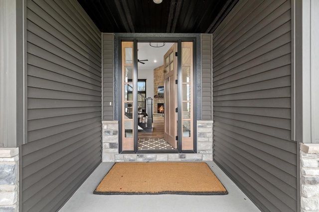 2212 GOBLET LANE, De Pere, WI 54115