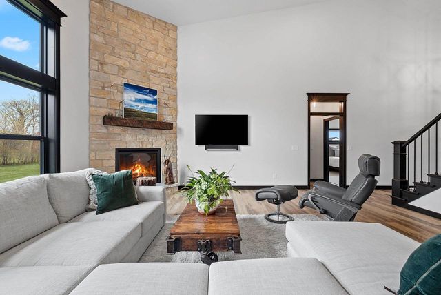 2212 GOBLET LANE, De Pere, WI 54115