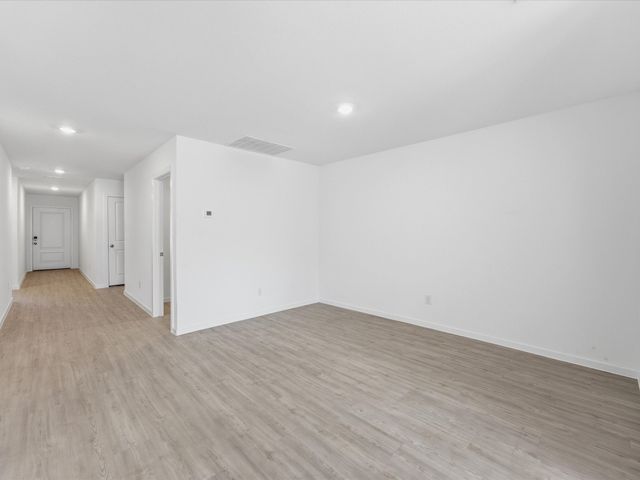 4952 Stonebridge Drive, Ennis, TX 75119