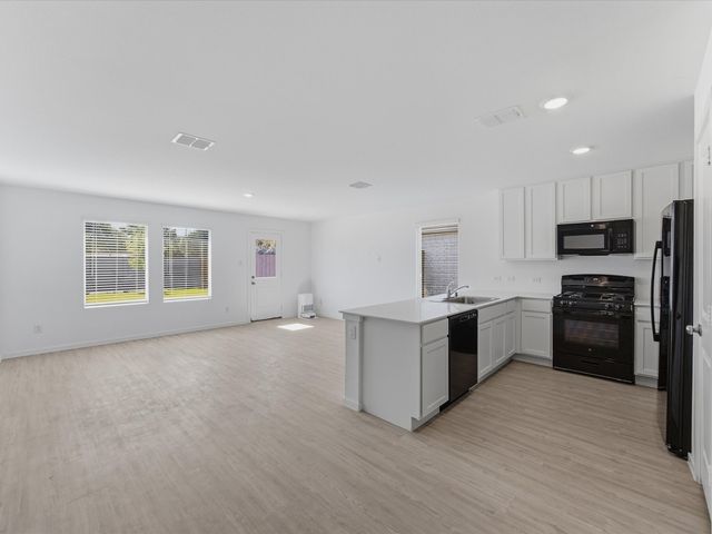 4952 Stonebridge Drive, Ennis, TX 75119