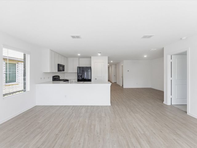 4952 Stonebridge Drive, Ennis, TX 75119