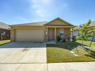4952 Stonebridge Drive, Ennis, TX 75119