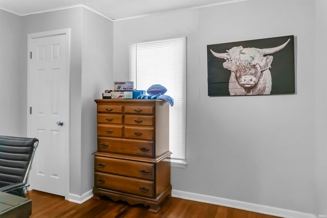 926 18th Street, Bedford, IN 47421