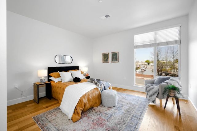 555 Ygnacio Valley Road 218, Walnut Creek, CA 94596