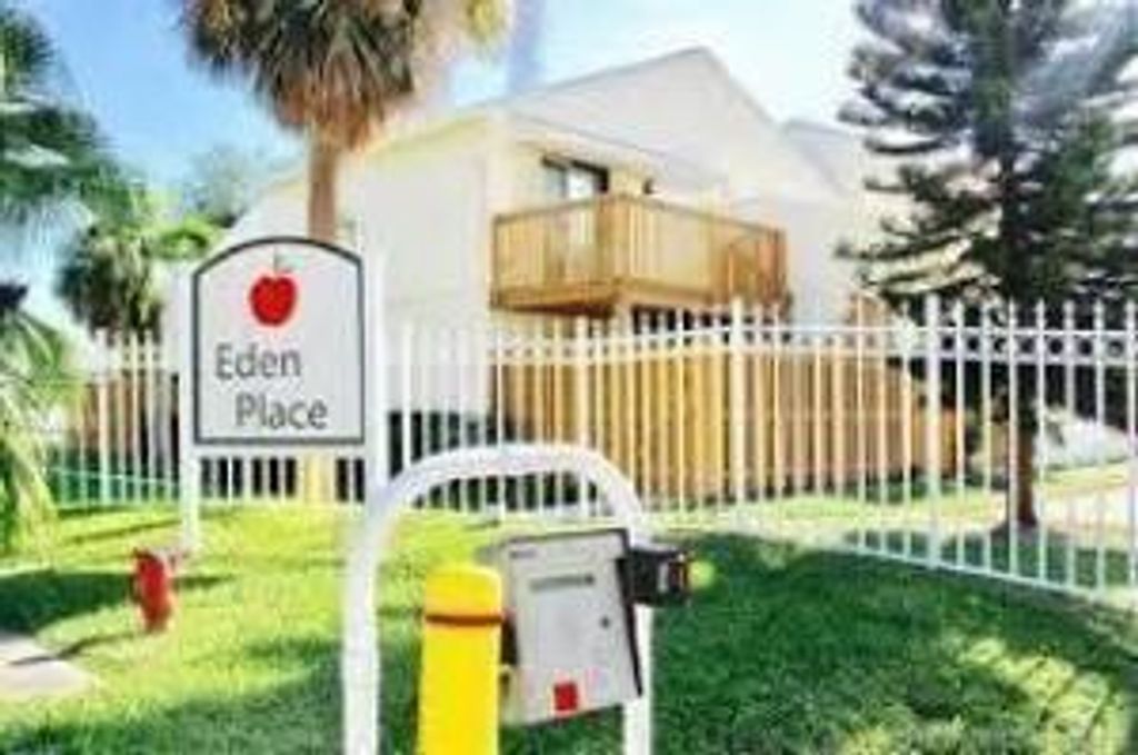 643 Executive Center Drive Q-102, West Palm Beach, FL 33401