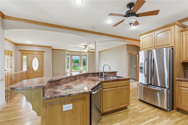 201 S Wilson Street, Archie, MO 64725
