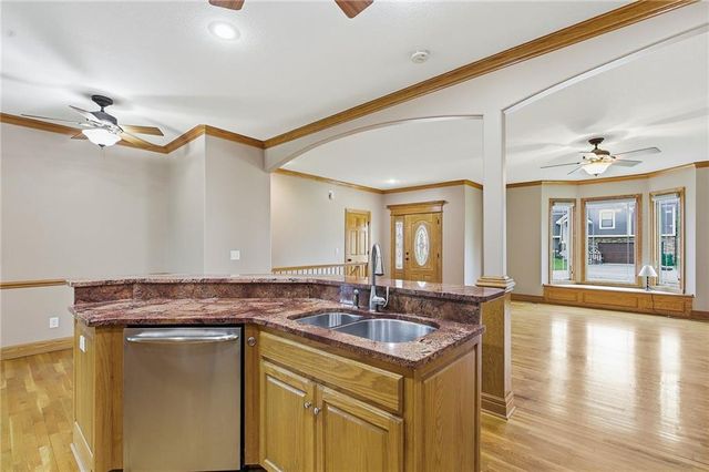 201 S Wilson Street, Archie, MO 64725
