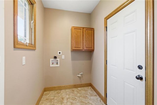 201 S Wilson Street, Archie, MO 64725