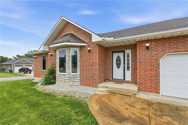 201 S Wilson Street, Archie, MO 64725