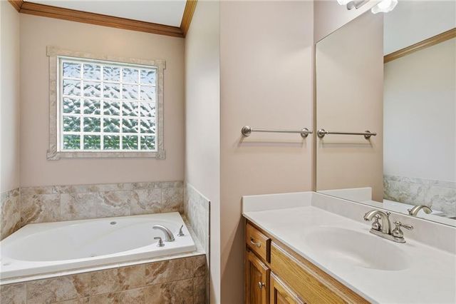 201 S Wilson Street, Archie, MO 64725