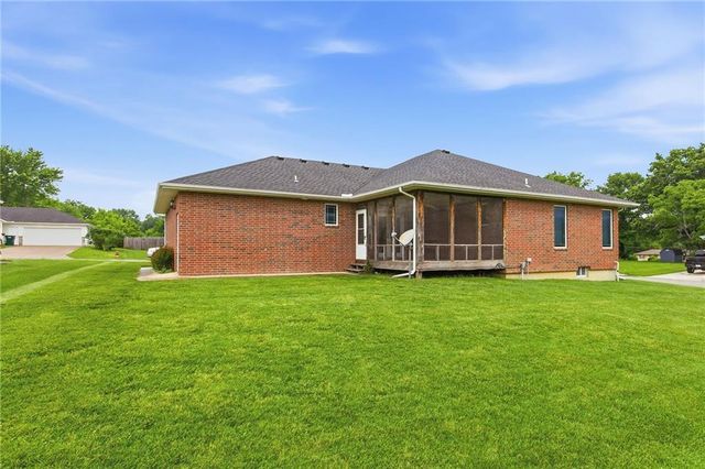 201 S Wilson Street, Archie, MO 64725
