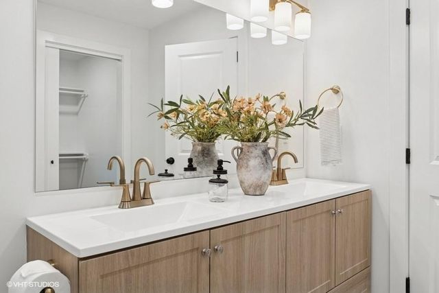 503 NW 15th Street, Blue Springs, MO 64015