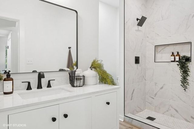 503 NW 15th Street, Blue Springs, MO 64015