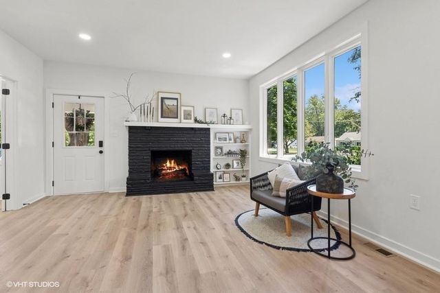 503 NW 15th Street, Blue Springs, MO 64015