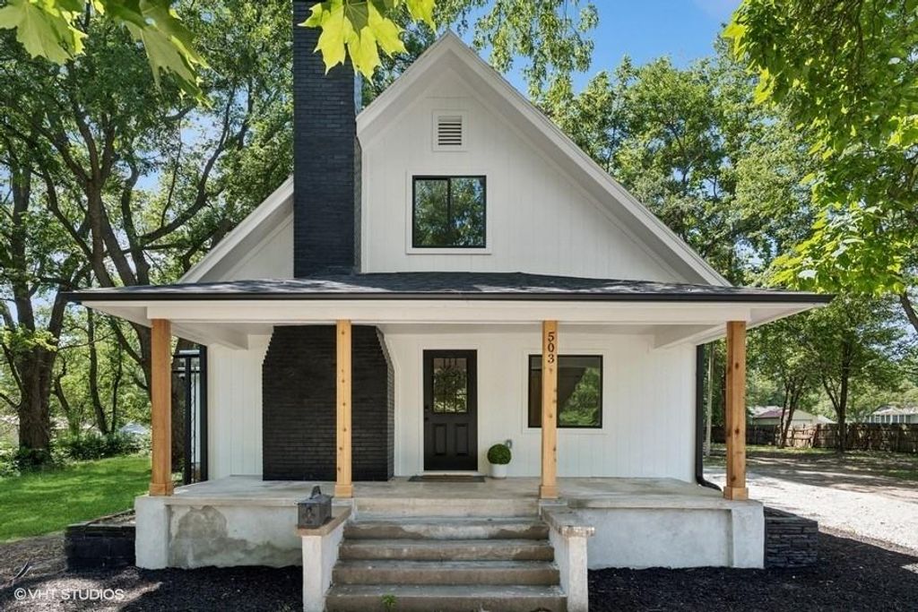 503 NW 15th Street, Blue Springs, MO 64015