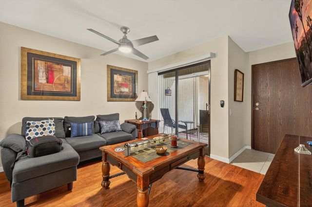 2800 N Los Felices Circle E C-111, Palm Springs, CA 92262