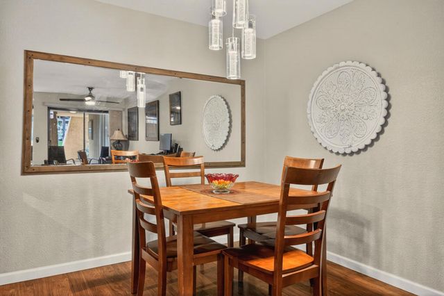 2800 N Los Felices Circle E C-111, Palm Springs, CA 92262