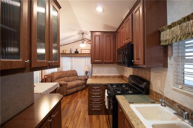 2138 Mazerron West, Mercedes, TX 78570