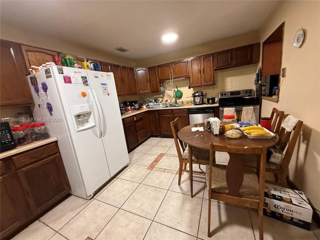 1550 NE 9th Ct, Homestead, FL 33033