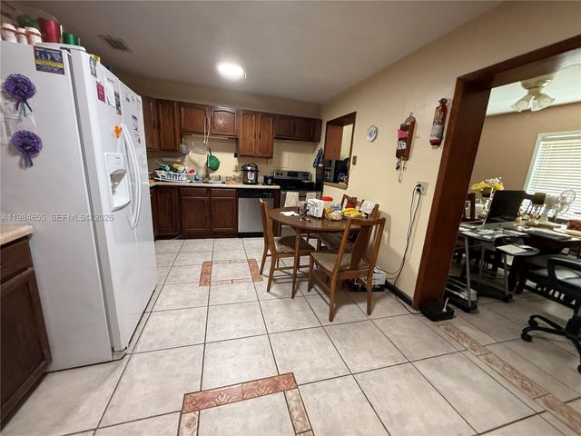 1550 NE 9th Ct, Homestead, FL 33033