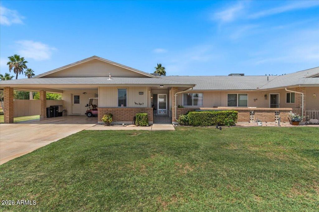 10895 W CLAIR Drive, Sun City, AZ 85351 — exterior