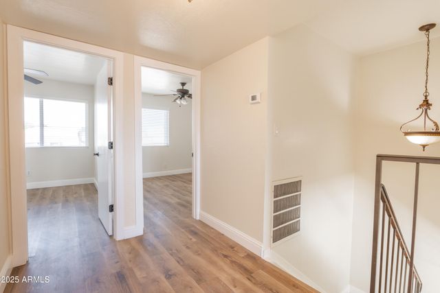 4864 W ROSE Lane, Glendale, AZ 85301