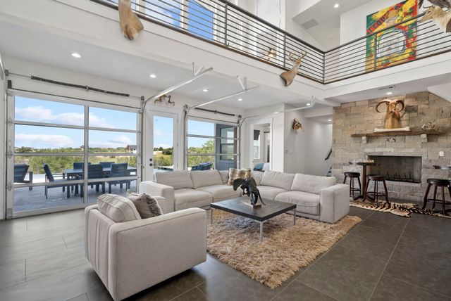 6160 W Hells Gate Drive, Possum Kingdom Lake, TX 76449