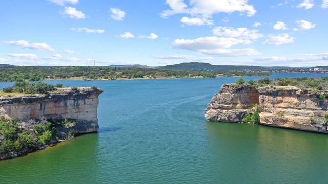 6160 W Hells Gate Drive, Possum Kingdom Lake, TX 76449