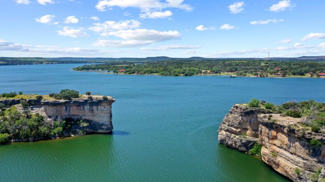 6160 W Hells Gate Drive, Possum Kingdom Lake, TX 76449