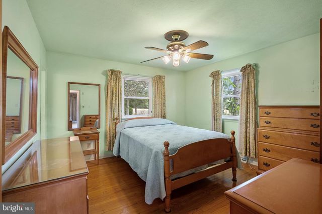 1189 S WEST AVE, Vineland, NJ 08360