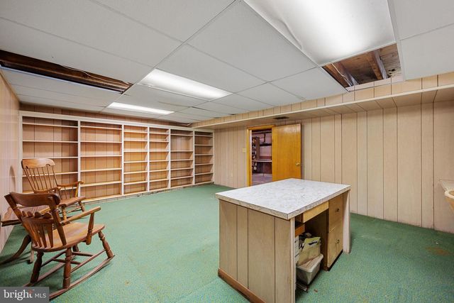 1189 S WEST AVE, Vineland, NJ 08360