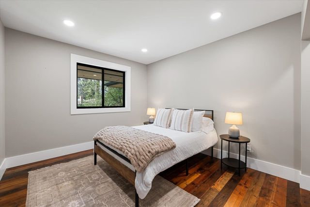 3327 S Tekoa St, Spokane, WA 99203