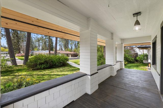 3327 S Tekoa St, Spokane, WA 99203