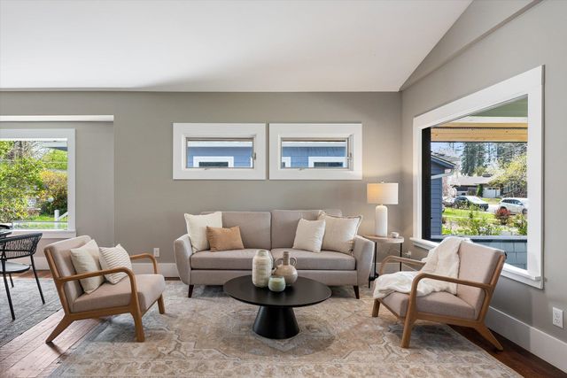 3327 S Tekoa St, Spokane, WA 99203