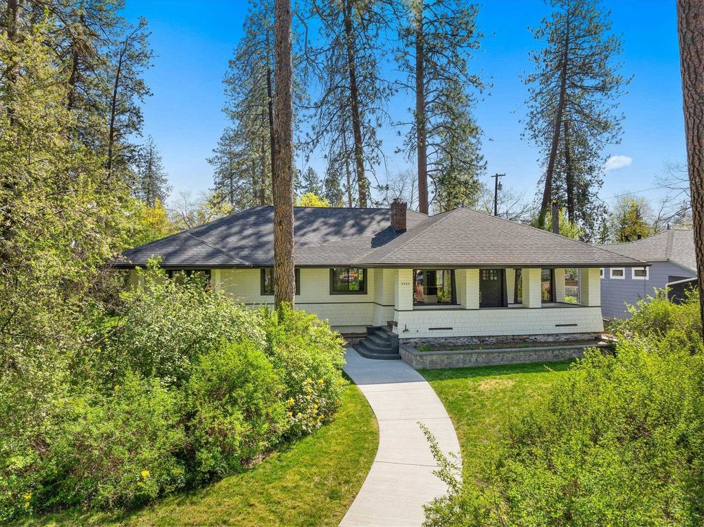 3327 S Tekoa St, Spokane, WA 99203