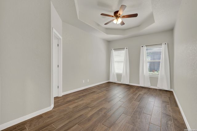 570 FOREST CRST, Canyon Lake, TX 78133