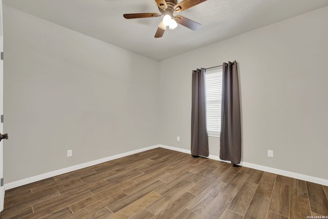 570 FOREST CRST, Canyon Lake, TX 78133