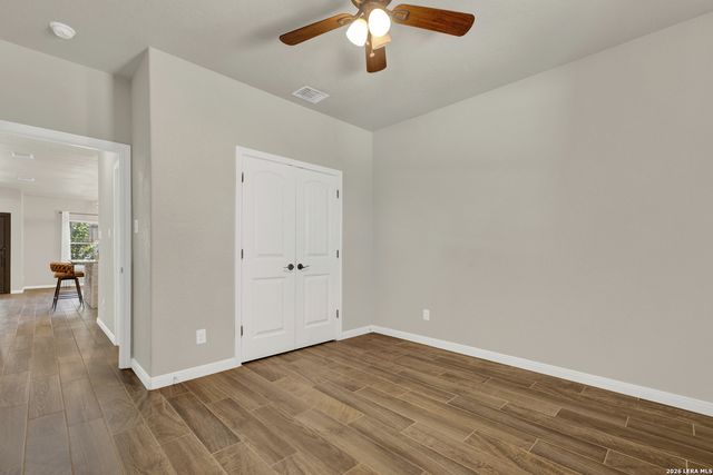 570 FOREST CRST, Canyon Lake, TX 78133