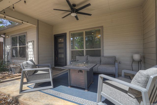 570 FOREST CRST, Canyon Lake, TX 78133