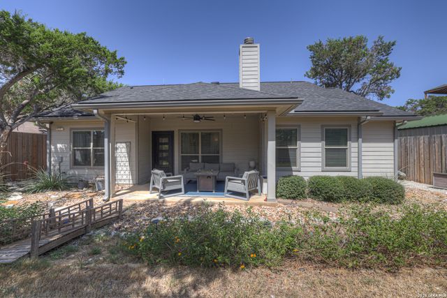570 FOREST CRST, Canyon Lake, TX 78133