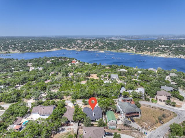 570 FOREST CRST, Canyon Lake, TX 78133