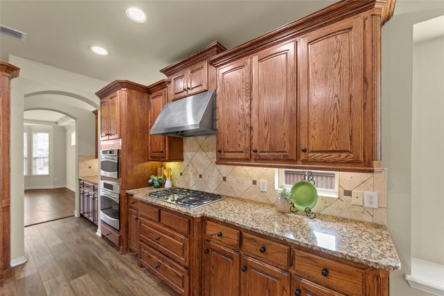 5143 Stream Crest Way, Fairview, TX 75069