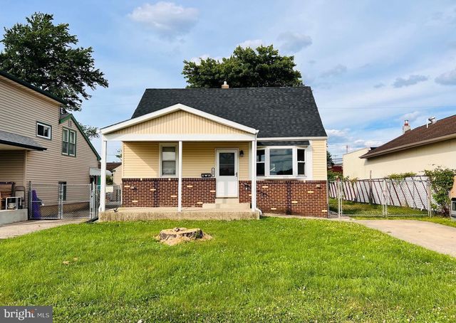 1007 GREEN LN, Levittown, PA 19057