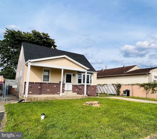 1007 GREEN LN, Levittown, PA 19057