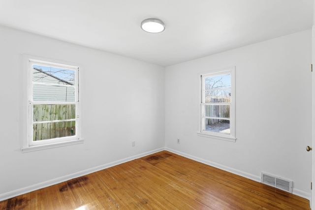 2121 S Vine St, Wichita, KS 67213