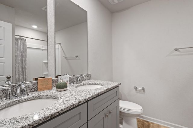 211 Hawthorne Drive, Long Beach, MS 39560